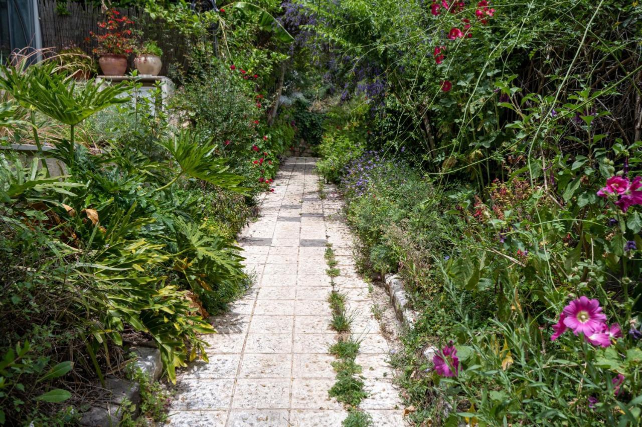 Villa הבית בסמטת תל אביב à Rosh Pina Extérieur photo